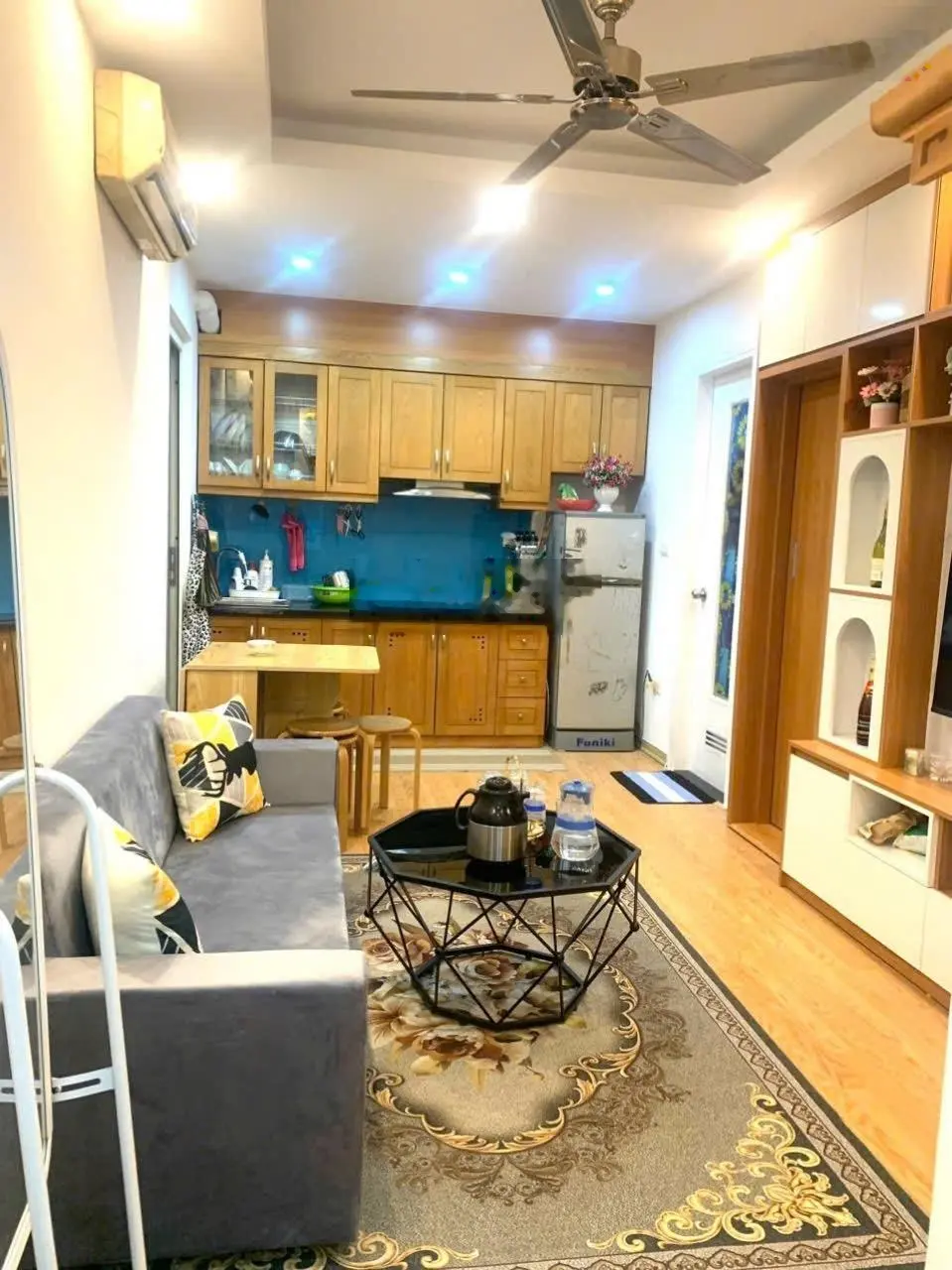Bán căn 46m2- 2 ngủ &1 vs HH4 Linh Đàm Hoàng Mai. Lh: 0966 455 *** em Thuỷ