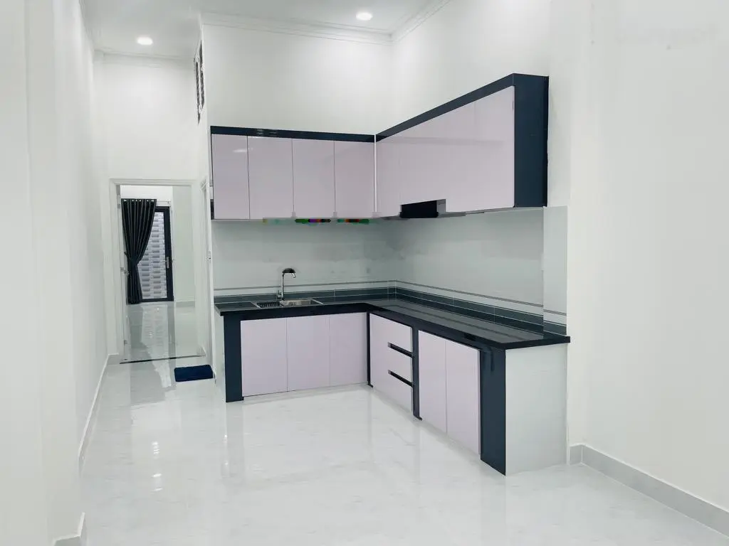 Quả rẻ cho vị trí vàng! MT thụt Nguyễn Hữu Cảnh, tựa cửa ngắm xe ra vô Landmark81, 92m2 chỉ 9,9 tỷ