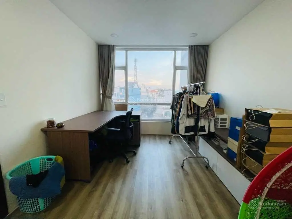 Bán Chung Cư Căn Góc Mới Đẹp Ngay Ngã 4 Bốn Xã, 76m2, 3PN, Có Thang máy, Chỉ 2.7 TỶ