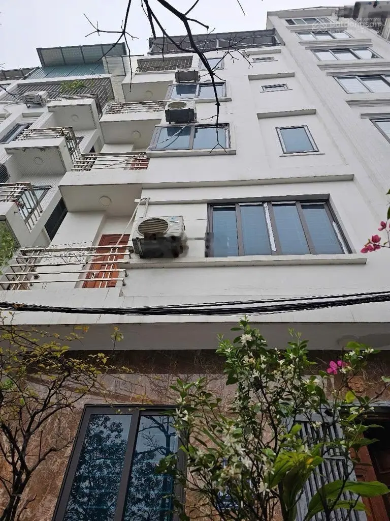 Lô góc - mặt tiền bề thế - 6 tầng - phố Phạm Văn Đồng - nội thất Châu Âu - 7,7 tỷ