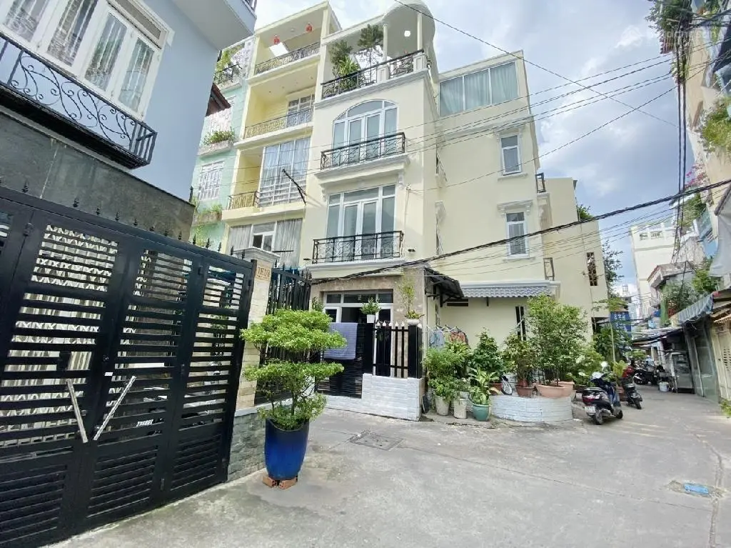 Nhà 1 trệt 3 lầu p. Cầu Kho Q1. Gần ngã tư TH Đạo, Ng Văn Cừ. Ngang khủng 7.2m hiếm có giá chỉ 12ty