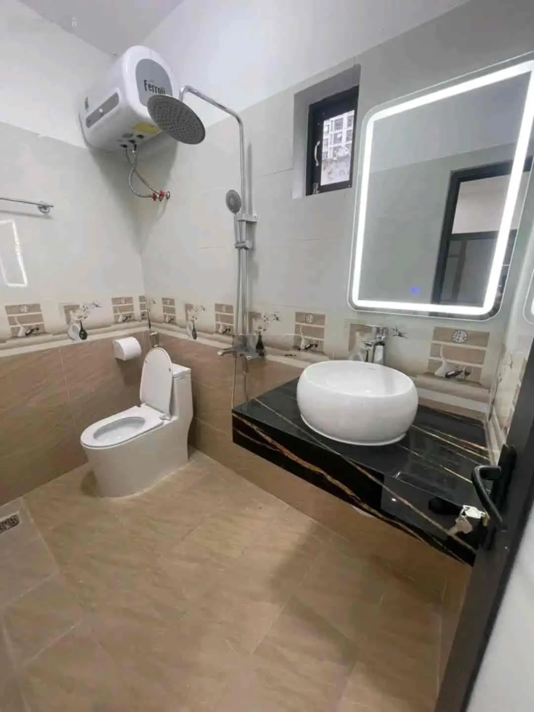 Cần tiền khởi nghiệp bán nhà thanh xuân 5 tầng 4 ngủ đầy đủ công năng. sổ đỏ sẵn giao dịch ngay