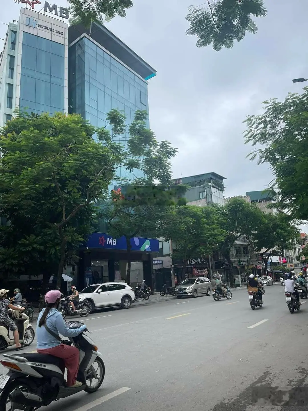 Mảnh đất siêu đẹp mặt phố xuân la 310m2 - mt/10m - 170tỷ- vỉa hè rộng- xây buildinh víp