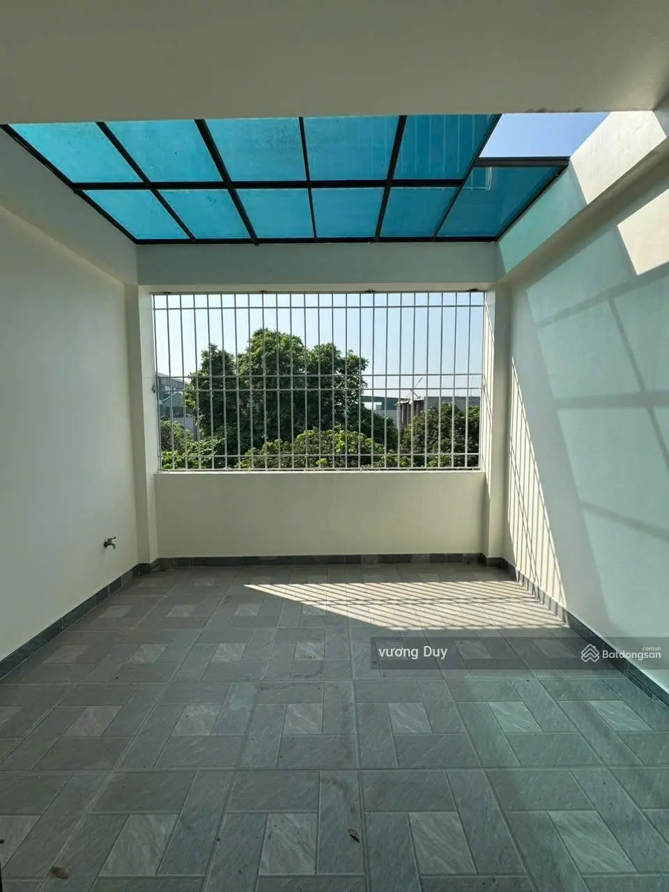 Bán gấp nhà 47m2 ô tô đỗ cửa - đối diện chợ - trường UBND Tân Phú