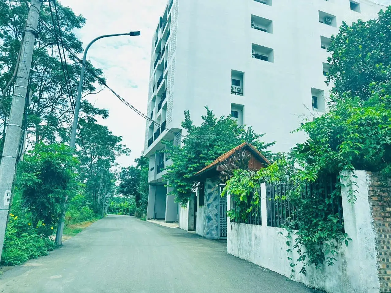 Lô góc Tân Xã giá chính chủ, xây trọ tuyệt vời, đi bộ ra vành đai CNC