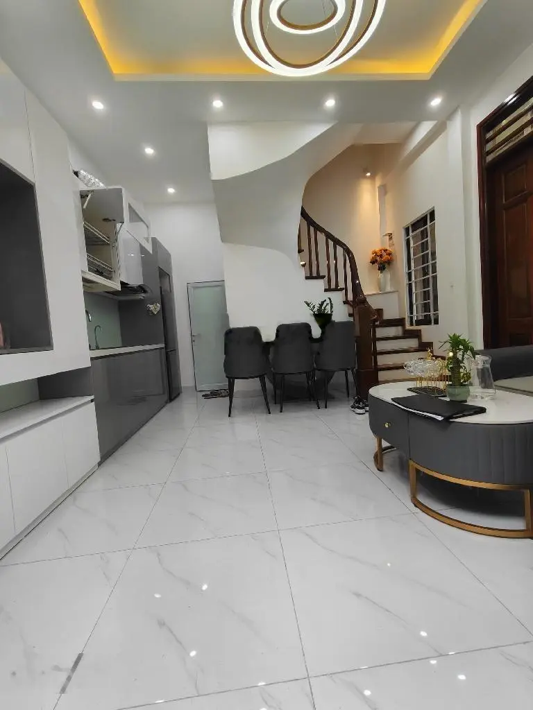 Bán nhà ngã 4 Nhổn Ngõ thông tứ tung Cực gần chợ 500m ra đường 32