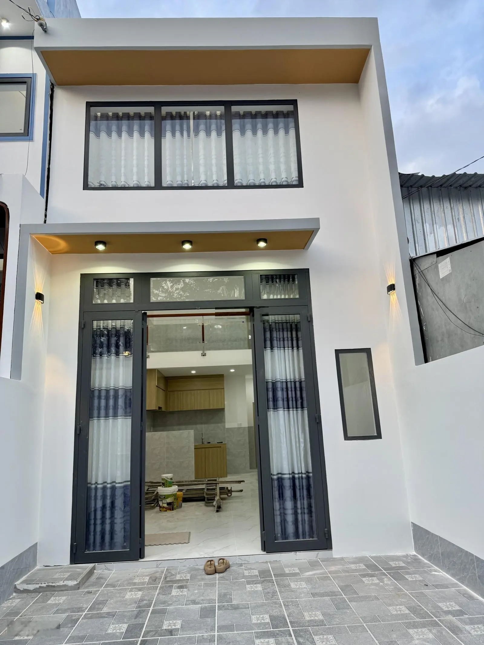Bán nhà trệt lửng rất kiên cố - cao cấp 1,19 tỷ ngân hàng hỗ trợ vay 50% - rẻ nhất Cần Thơ
