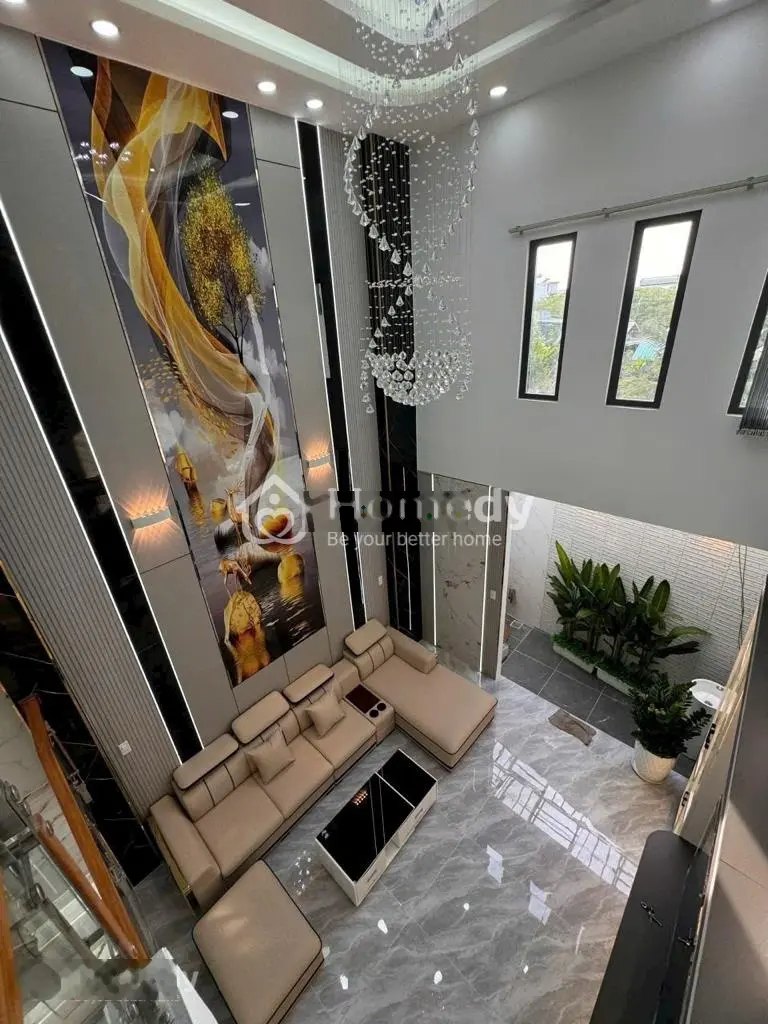 Bán nhà mới 5 tầng đường Hà Huy Giáp có gara ô tô, gần chợ, trường học siêu thị, ngân hàng giá 5,95