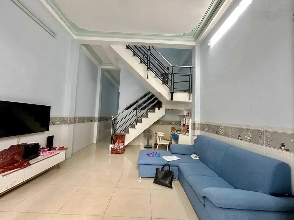 Chủ bán gấp nhà đường số 2, Hiệp Bình Phước, Kế Vạn Phúc, DT 73m2, giá chỉ 4 tỷ850tr, bao sang tên.