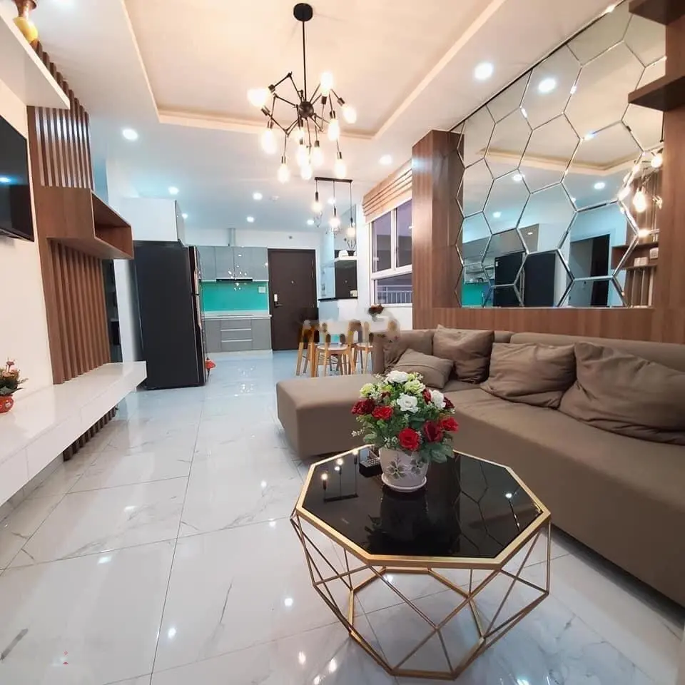 Bán căn GÓC 2PN 73m2 tại The Botanica (Phổ Quang). Tầng cao + view Bắc ngắm trọn CV Gia Định