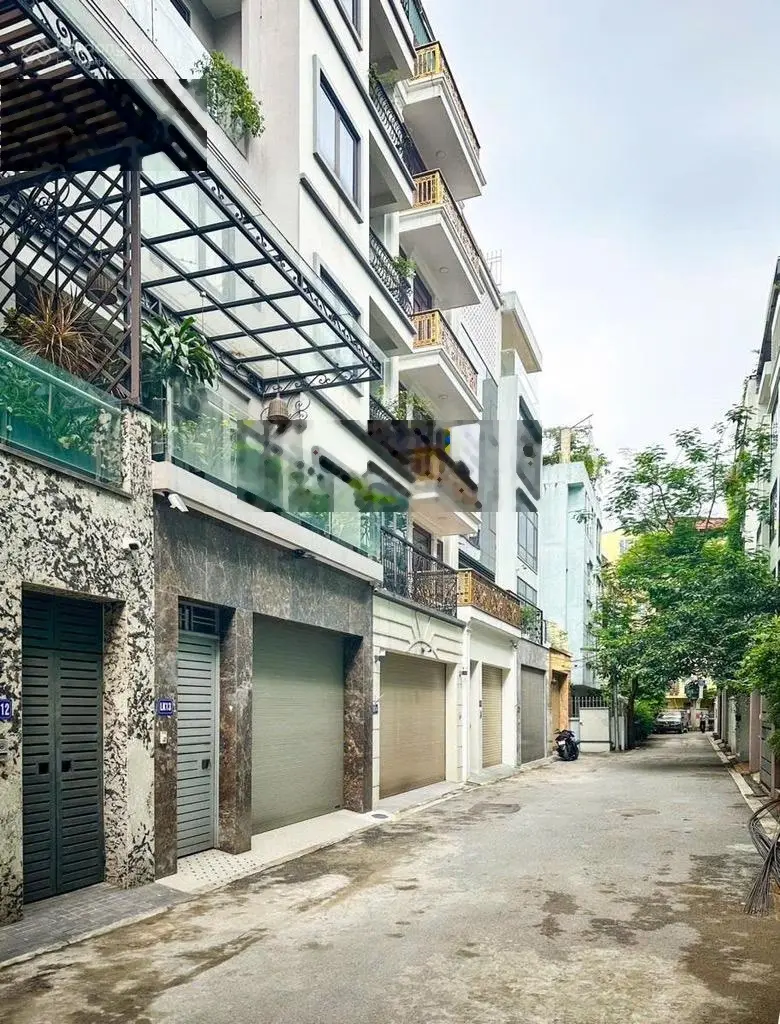 Bán nhà liền kề Xuân La 80m2 MT 8.3m chỉ 33.9 tỷ. Khu vực đẳng cấp - thời thượng - hiếm có