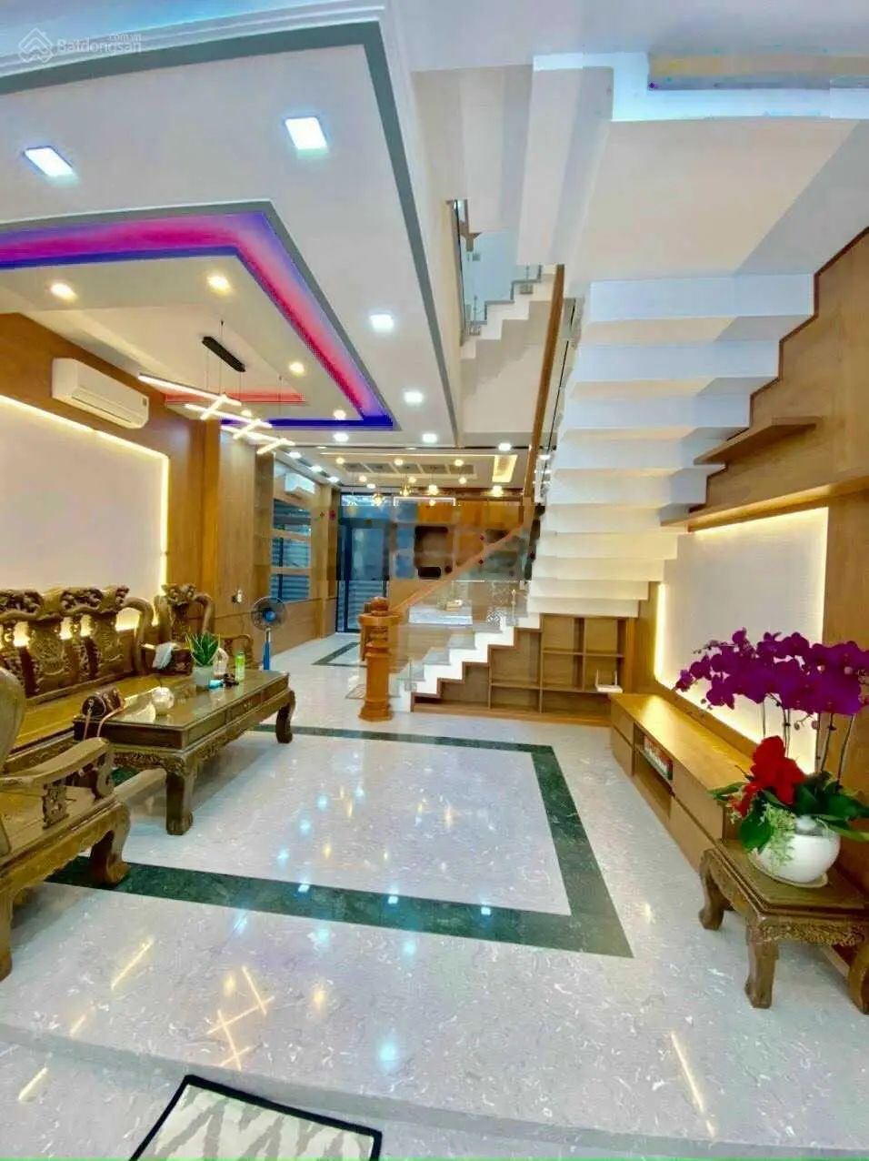Bán nhà 3 lầu (4x18m) mặt tiền đường Số khu Công Ích Quận 4, P. Phú Mỹ, Quận 7 giá: 11,5 tỷ