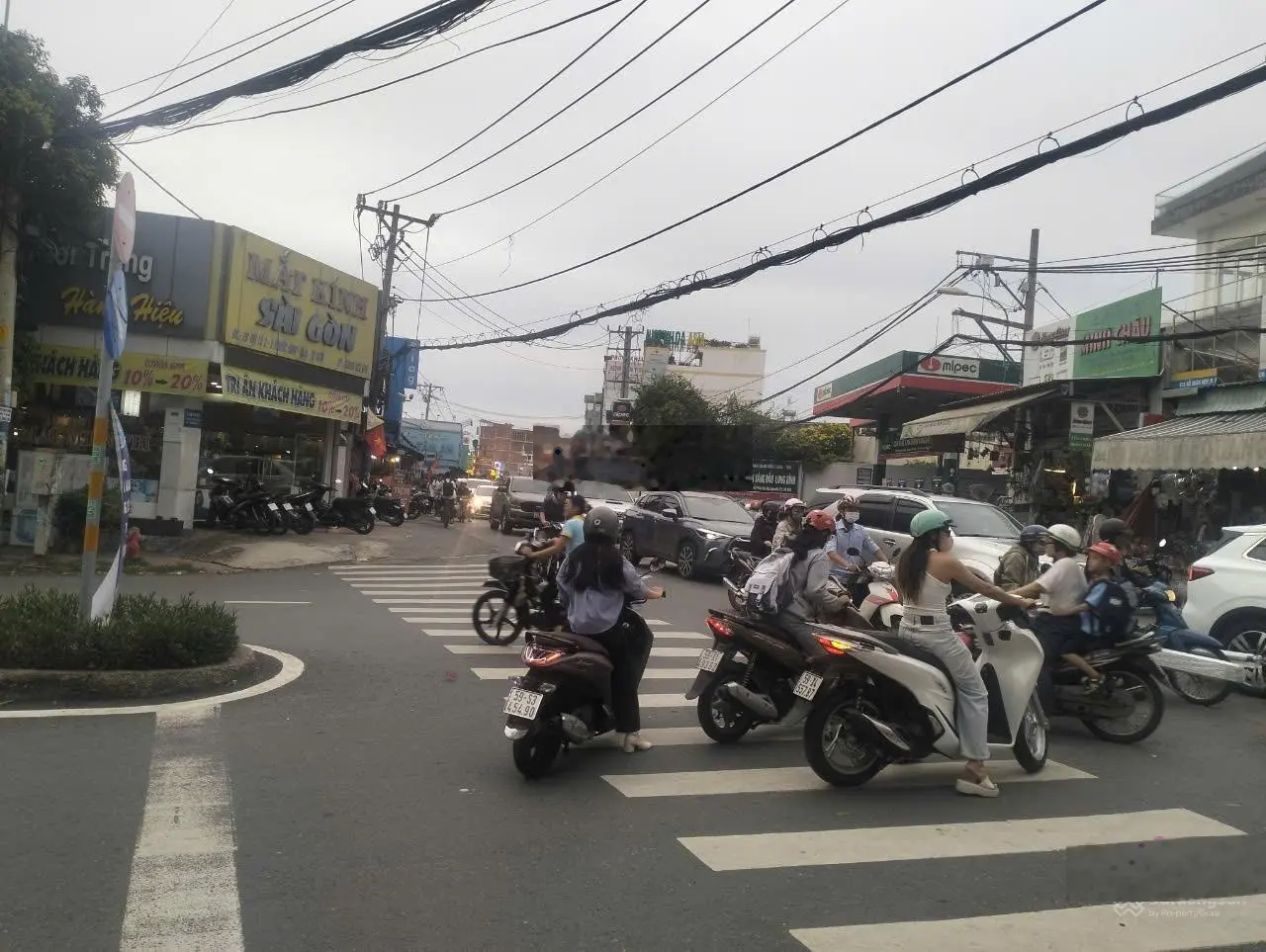 Gấp! bán nhà mặt phố 75m2, giá cực chất 23 tỷ tại đường Đại Lộ 2, Phước Bình, Thủ Đức, HCM