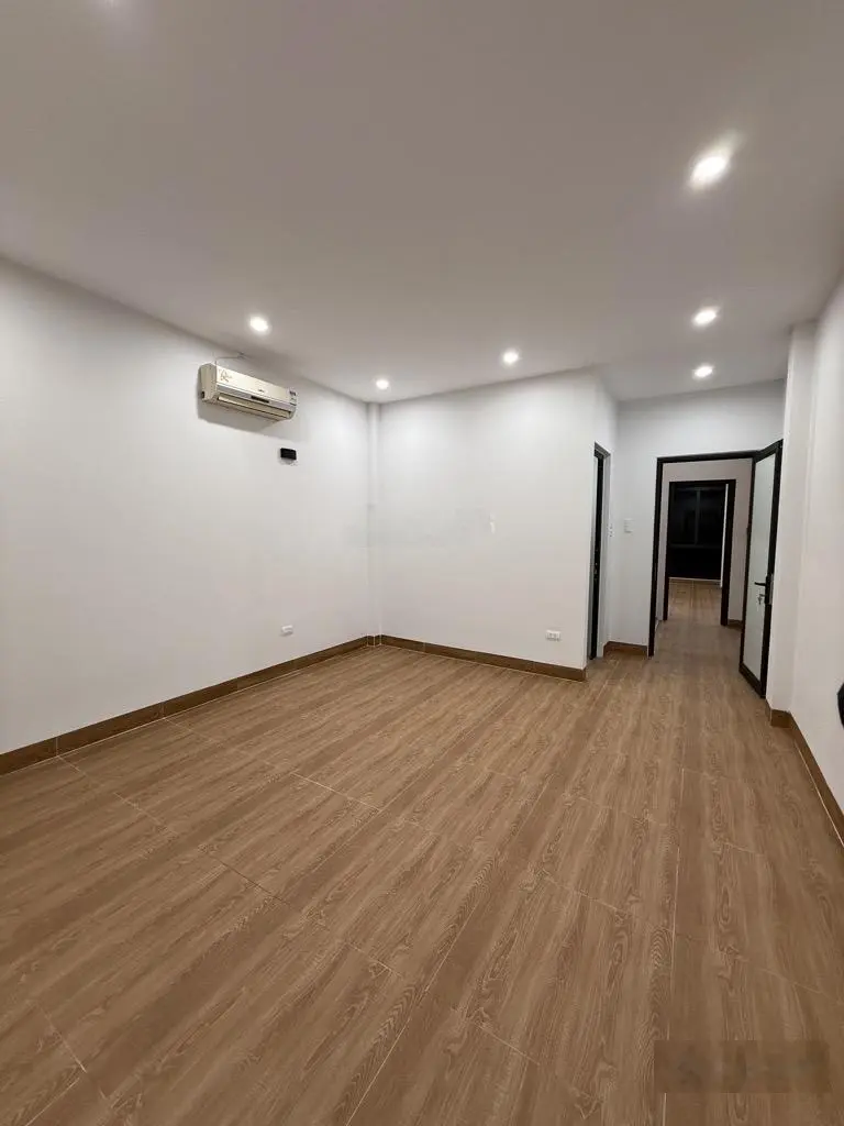 Hàng hiếm- trần duy hưng - cầu giấy - ngõ thông kinh doanh - hai mặt thoáng - ngõ trước nhà 4,6m