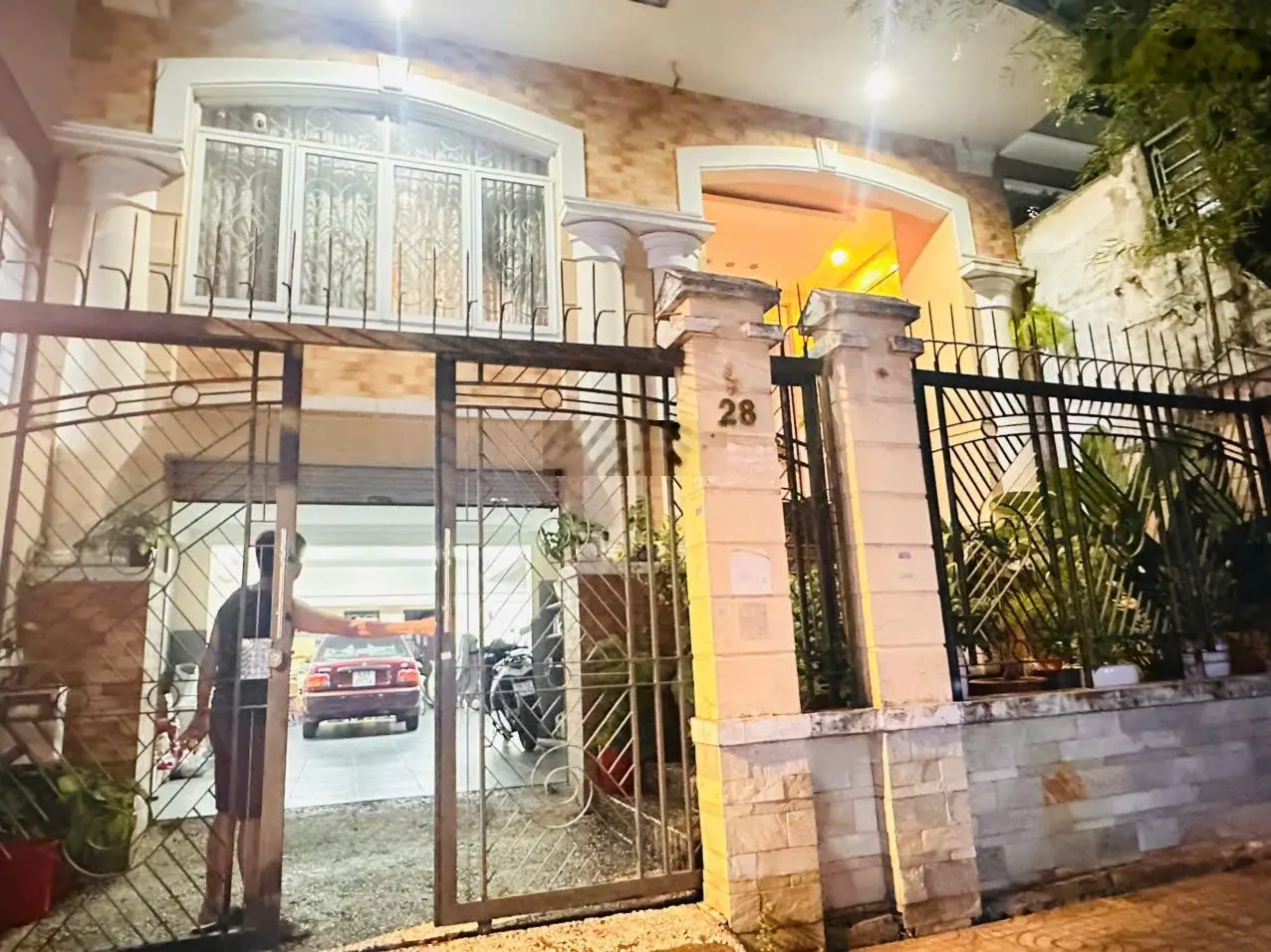 Bán Gấp Nhà 4 Tầng Mặt Tiền Lê Lâm, Tân Phú Đường 14m, Khu Biệt Thự Cao Cấp, 21.9 Tỷ