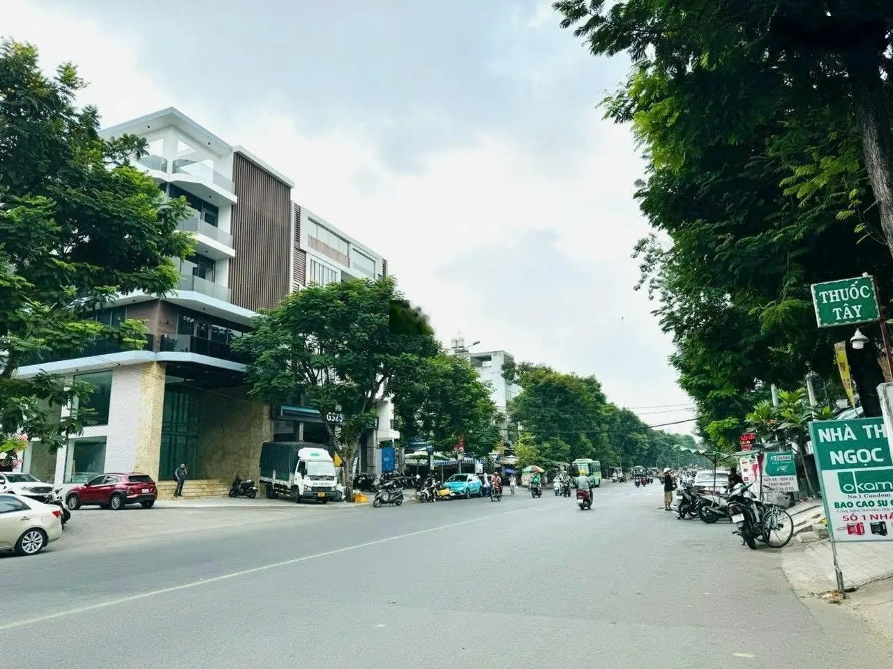 Cơ Hội Đầu Tư Vàng Tại Phú Nhuận! Bán nhà mặt tiền Nguyễn Trọng Tuyển. Giá 34.9 tỷ. Đầu tư sinh lời