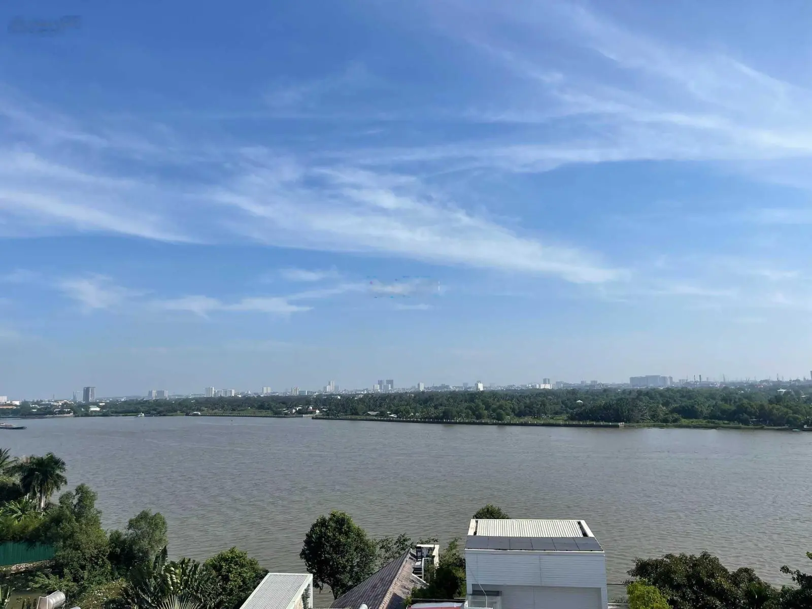Bán căn hộ dịch vụ khu phố Tây Thảo Điền Quận 2 TP Thủ Đức có nguồn thu nhập ổn định