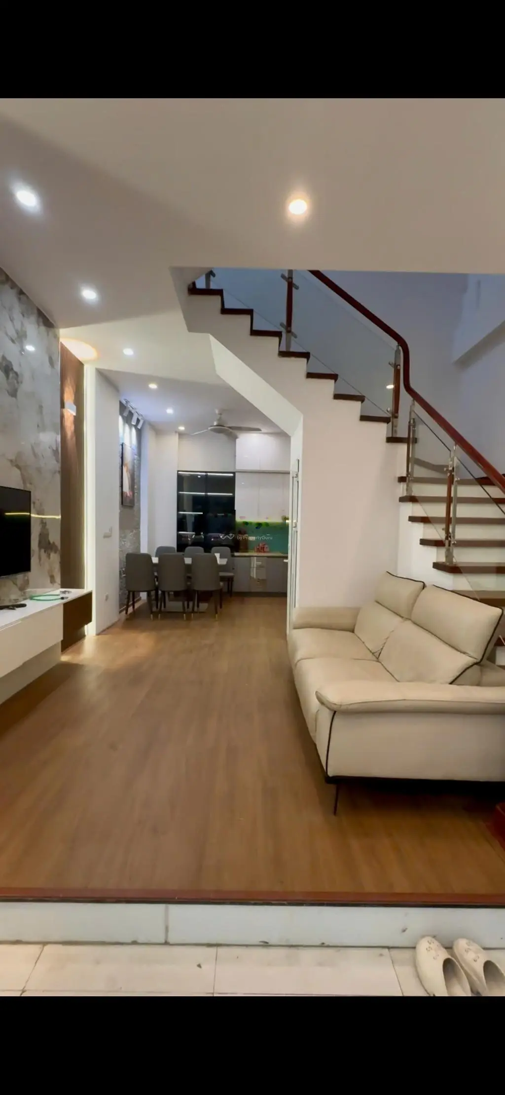 Mễ trì nhà tuyệt đẹp - 3 bước ra hồ điều hòa - ô tô đỗ ngày đêm.