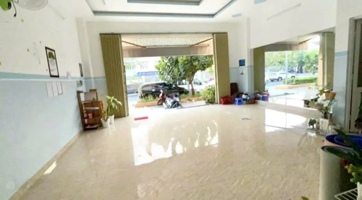 Chính chủ nhờ bán shophouse hoàng quân p vĩnh hoà, mặt tiền đắc địa - giá bán 3.5 tỷ
