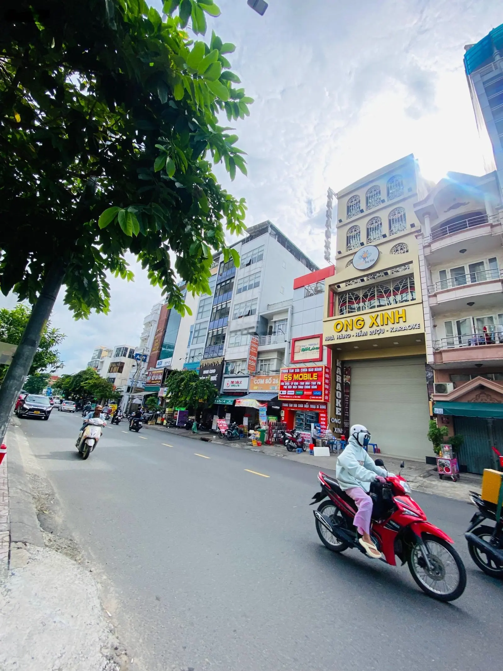 Bán toà văn phòng Nguyễn Văn Trỗi quận Phú Nhuận (15x17m) HĐT 165 triệu, giá 49 tỷ