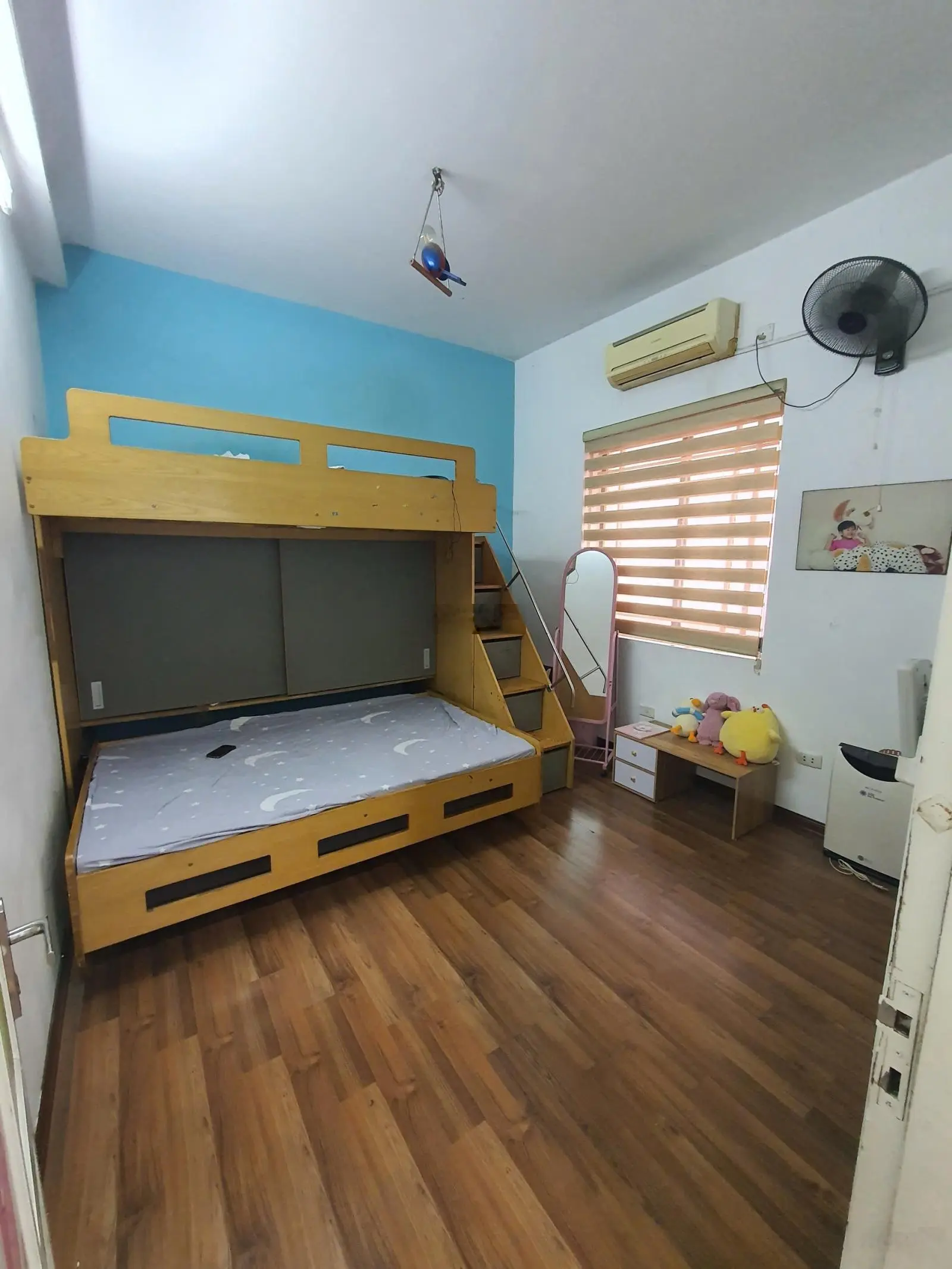 Bán căn hộ OCT3C khu đô thị Resco Cổ Nhuế 3 phòng ngủ căn góc tầng đẹp view công viên LH 0822 238 ***