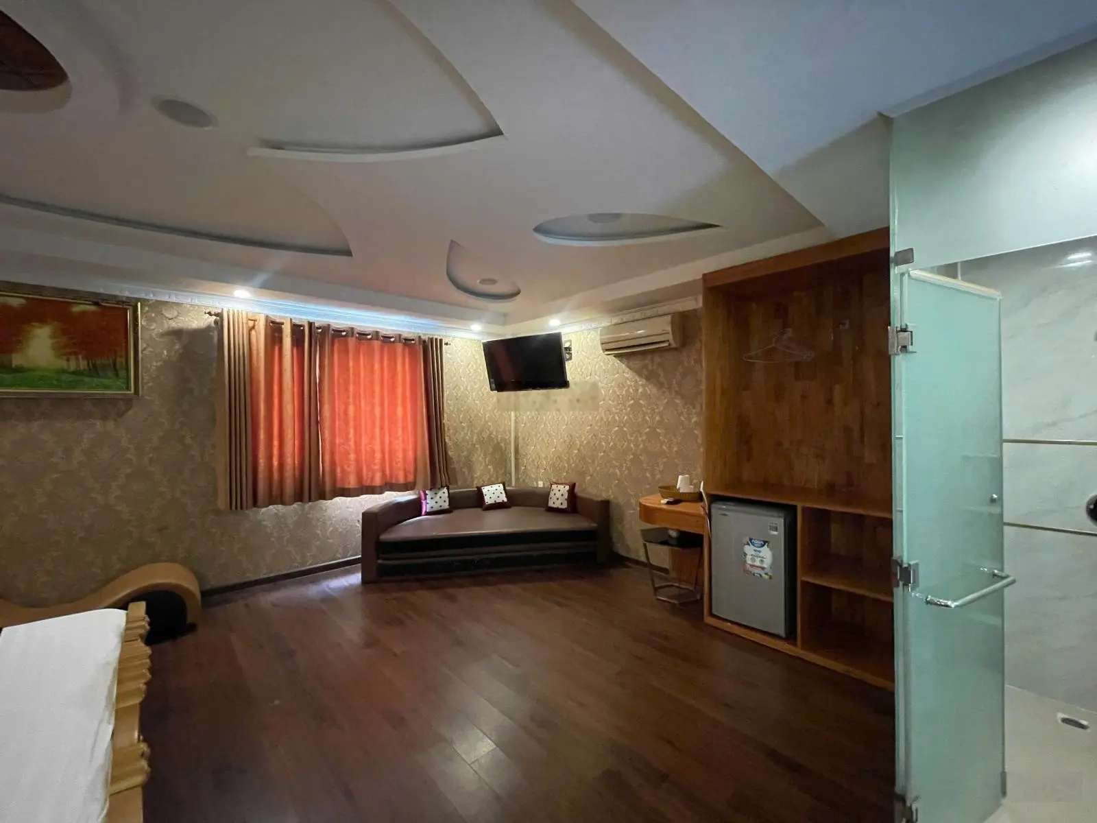 Siêu phẩm dòng tiền, tại Trung Sơn, 120m2 (6x20), 7 tầng, DT 250tr/tháng, vị trí đẹp nhất KDC