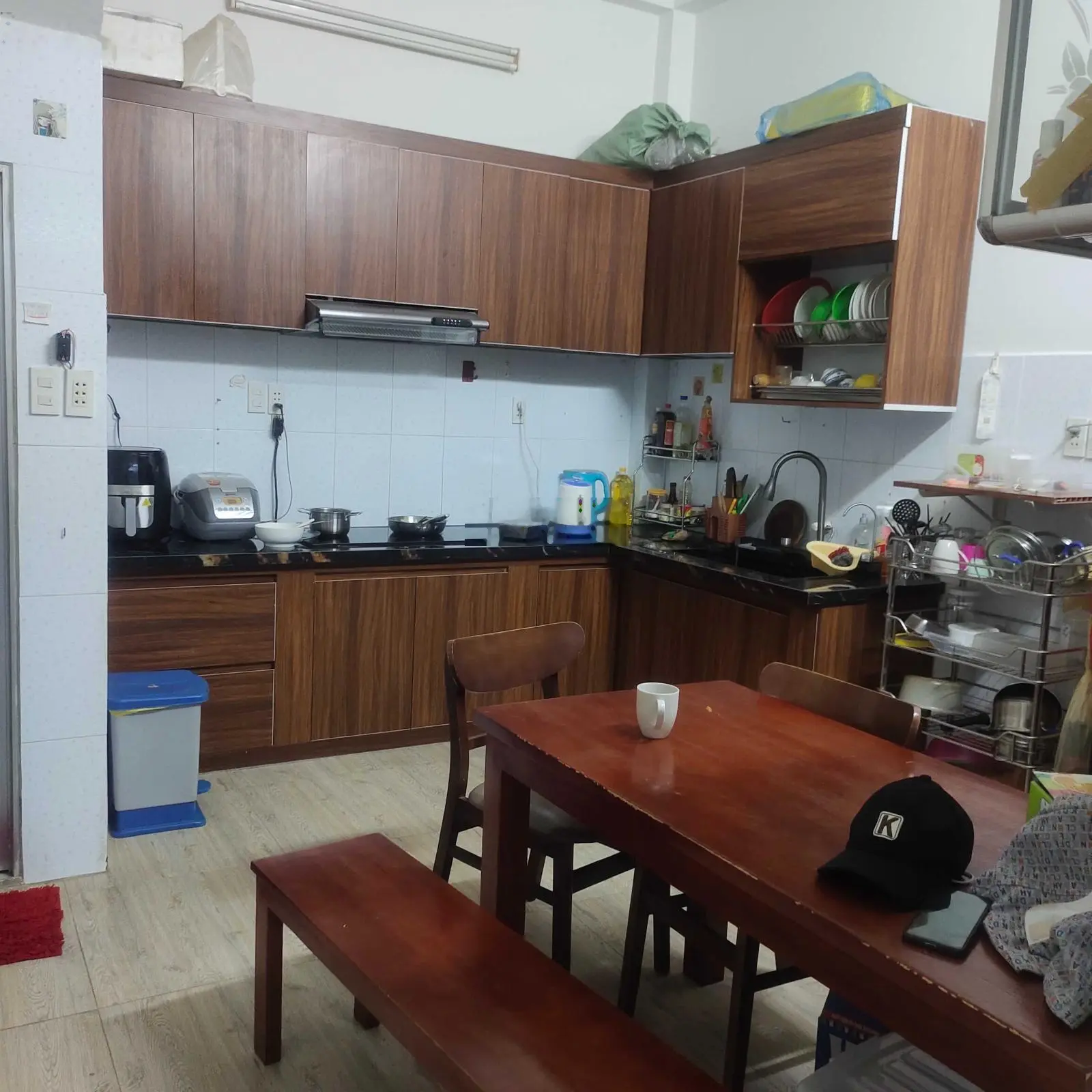 Bán nhà 1 trệt 2 lầu Bành Văn Trân P.7 Tân Bình