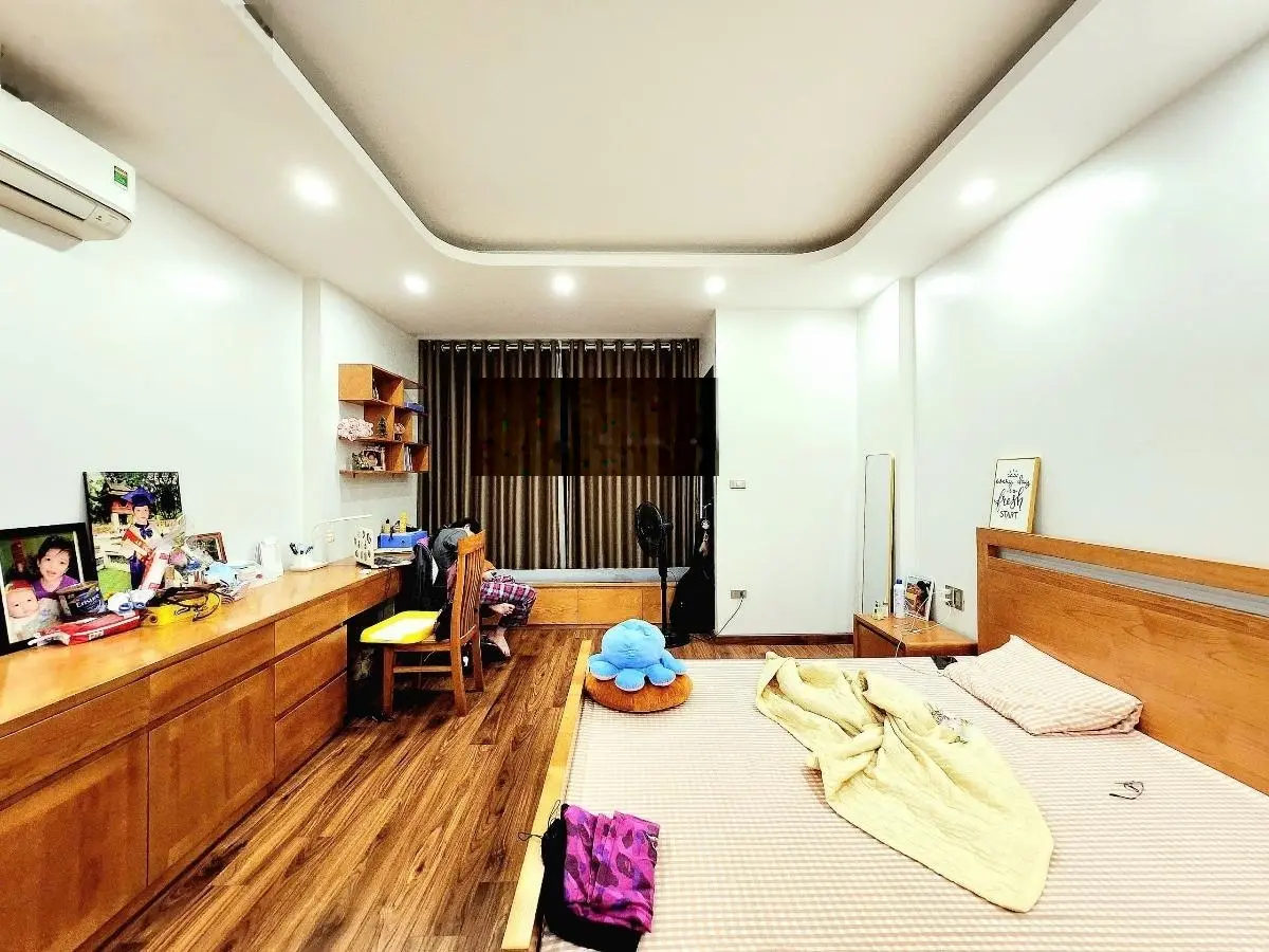 Bán nhà phố kim đồng - 8 tầng mới xây - thang máy - sổ đỏ - xung quang tiện ích ko thiếu gì