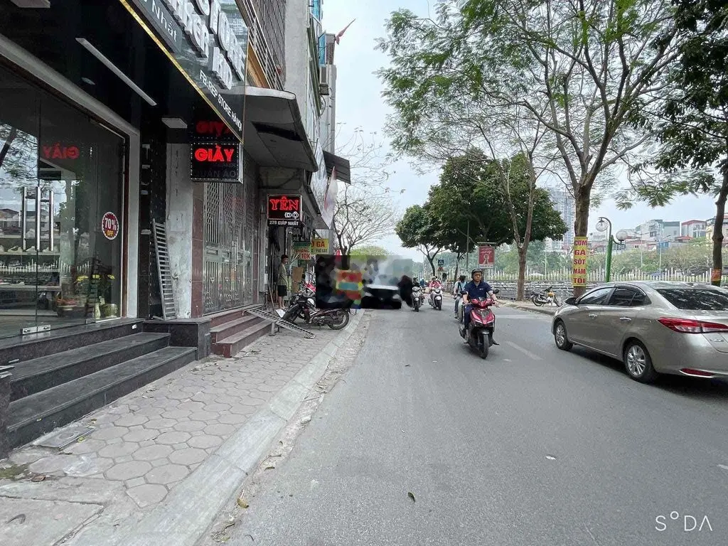 TÔI BÁN NHÀ MẶT PHỐ HOÀNG CẦU TRẦN QUANG DIỆU 110m2 8 Tầng thang máy