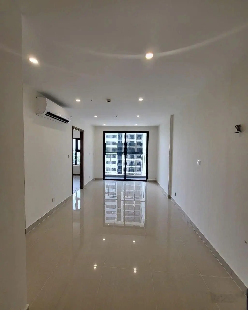 Chỉ hơn 2tỷ căn Hộ 2PN 2WC Vinhomes Quận 9 chuyển Nhượng Origami