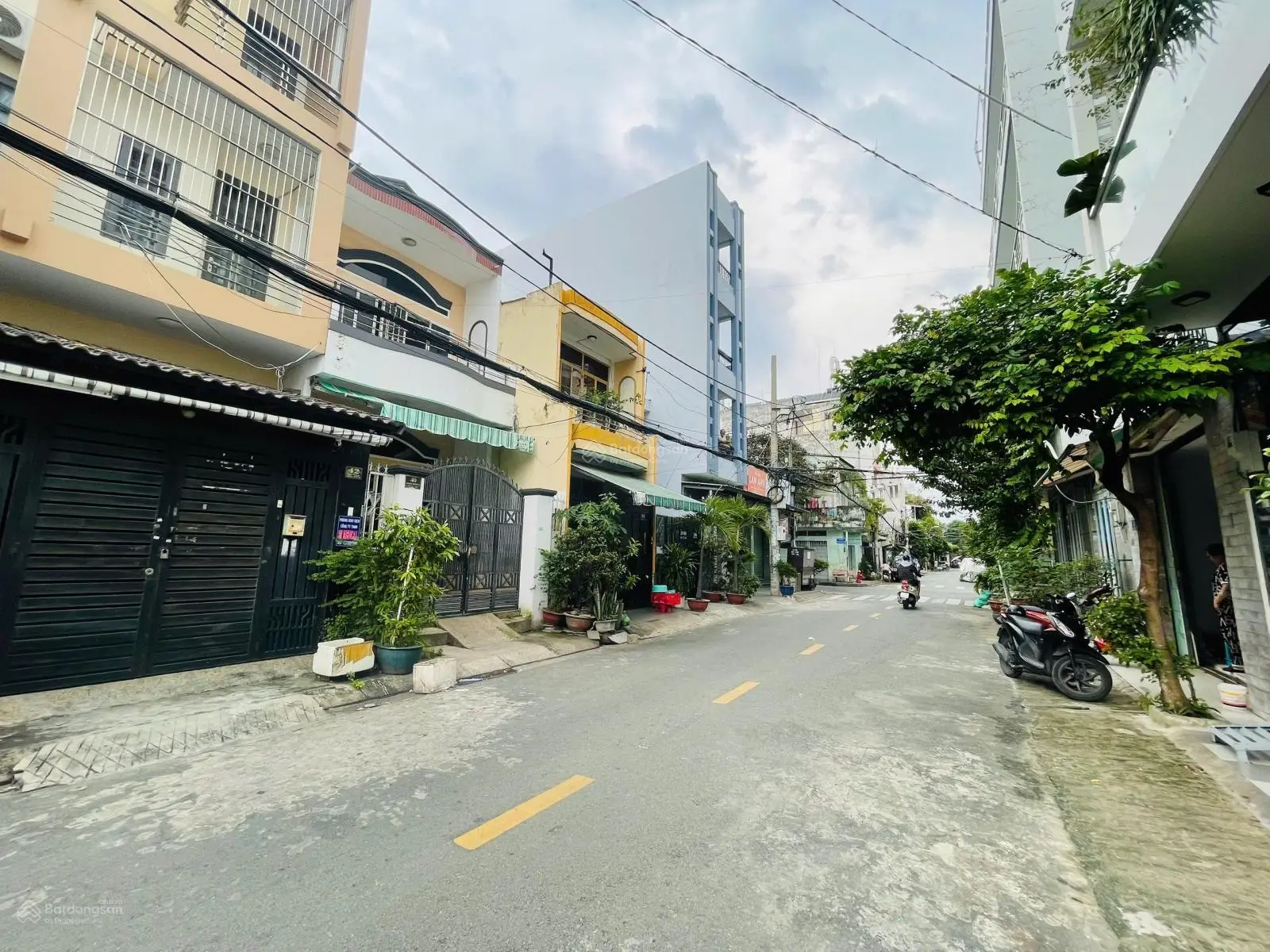 Bán gấp góc 2MT Nguyễn Trường Tộ, P. Tân Thành, Q. Tân Phú, DT 78,9m2, giá chỉ 10.2 tỷ TL