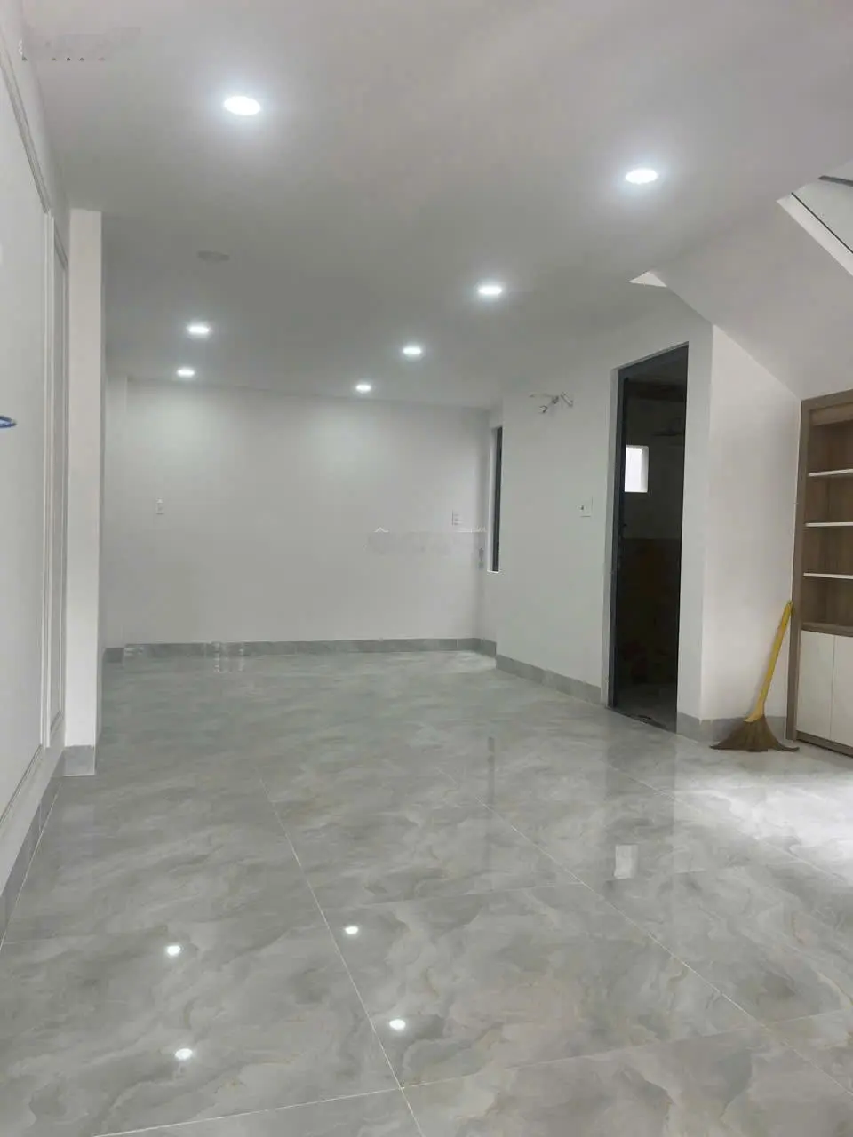 Chú bán gấp nhà chỉ 1ty6 nằm ngay tại đường Hoàng Phan Thái, Bình Chánh 72,5m2 SHR ra Quốc Lộ 1A