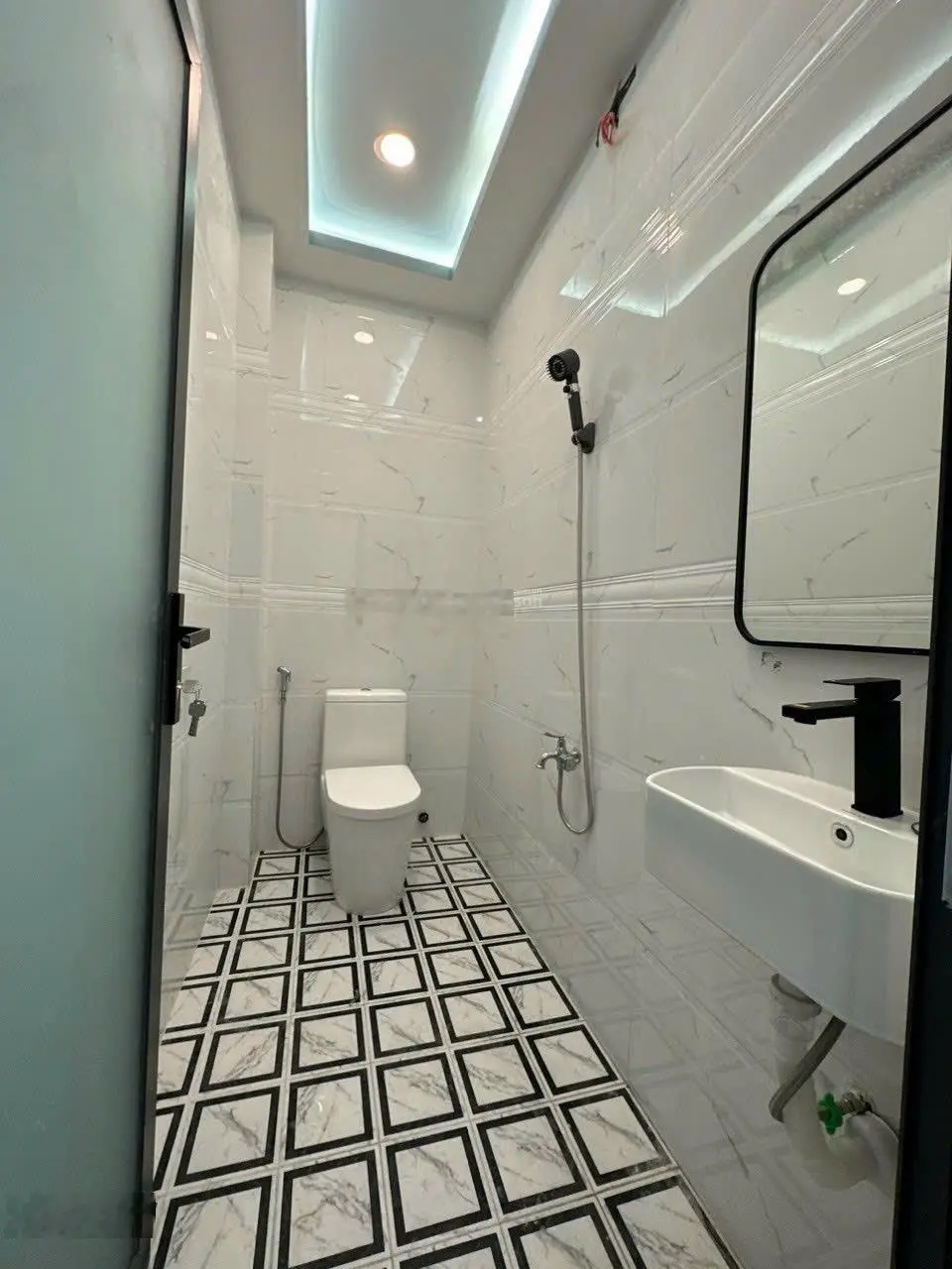 Nhà 1T 1L (100m2) Đ. Trịnh Như Khuê - Bình Chánh MTĐ 10m đang cho thuê 7tr/tháng