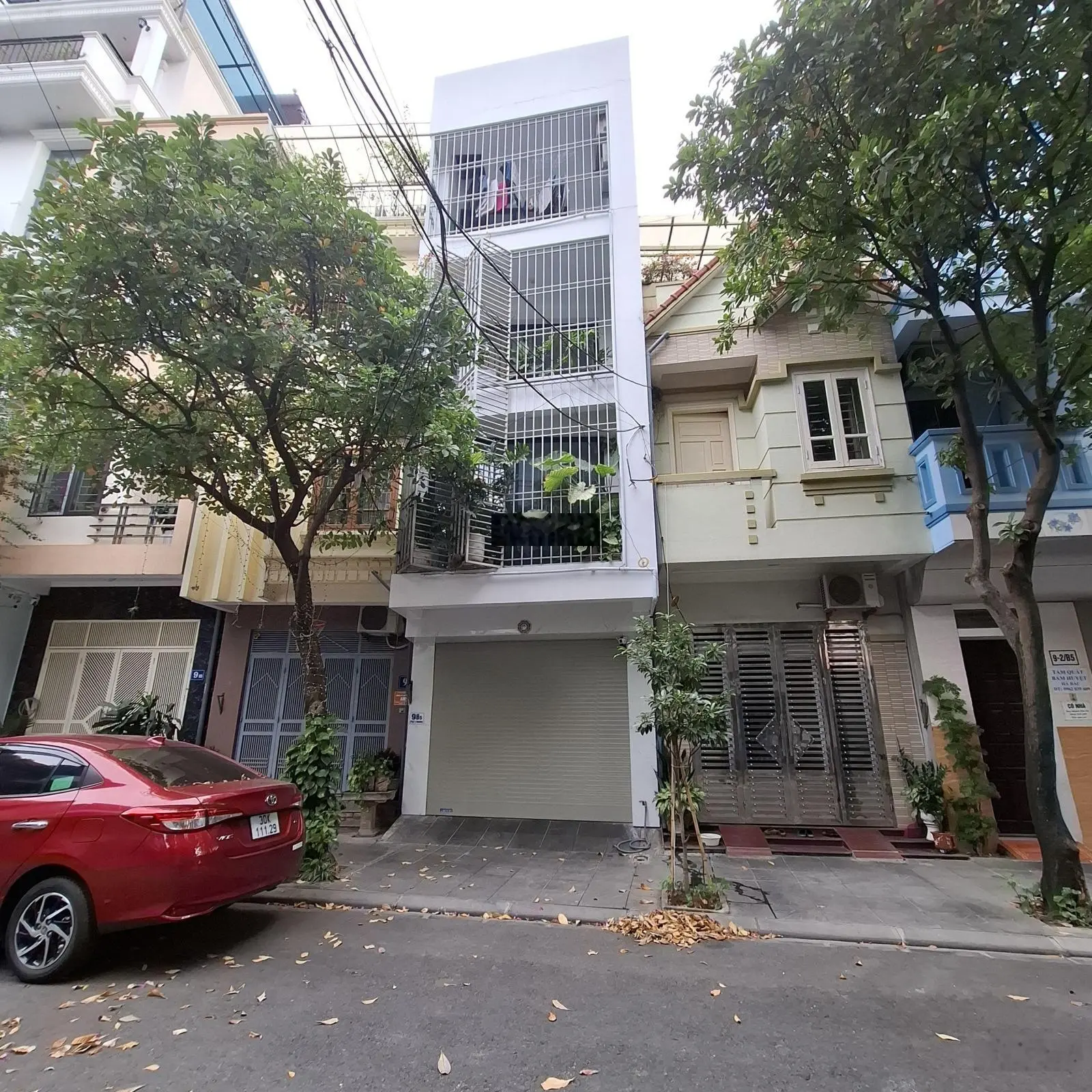 Bán gấp nhà dân xây 50m2 phố Chu Huy Mân phân lô ô tô tránh giá chỉ nhỉnh 10 tỷ