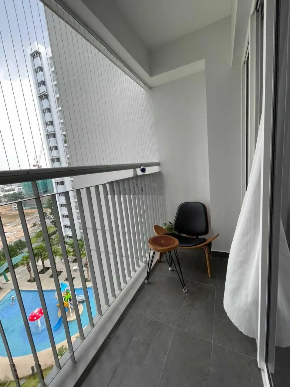Bán căn hộ vị trí đẹp tầng 12 ban công hướng Đông tại The Habitat Bình Dương. LH 0909 901 ***
