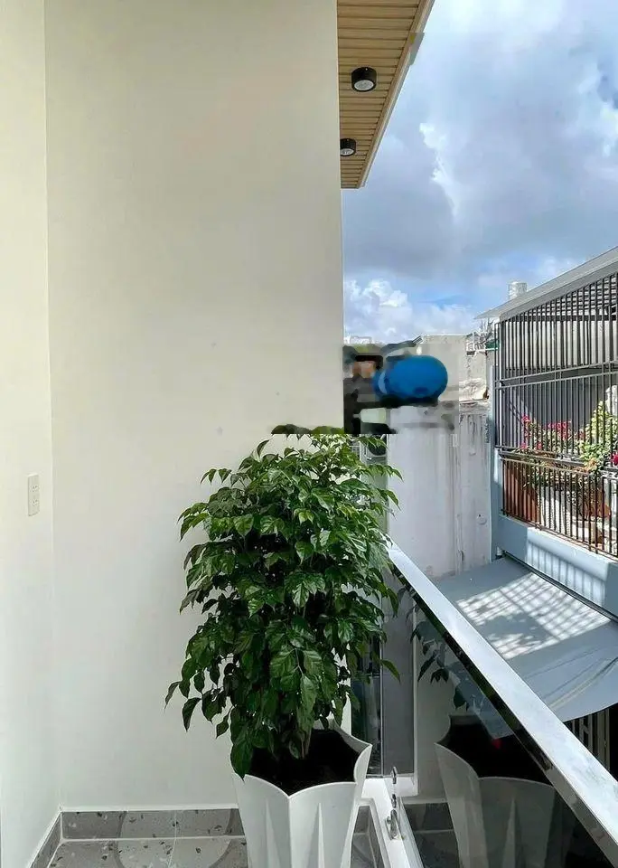 GIÁ SIÊU HẤP DẪN CHỈ 3TY5 , SỞ HỮU NHÀ 50M2, 1T2L, 4PN,5WC, FULL NT , HẺM SIÊU TO 5M ,SHR