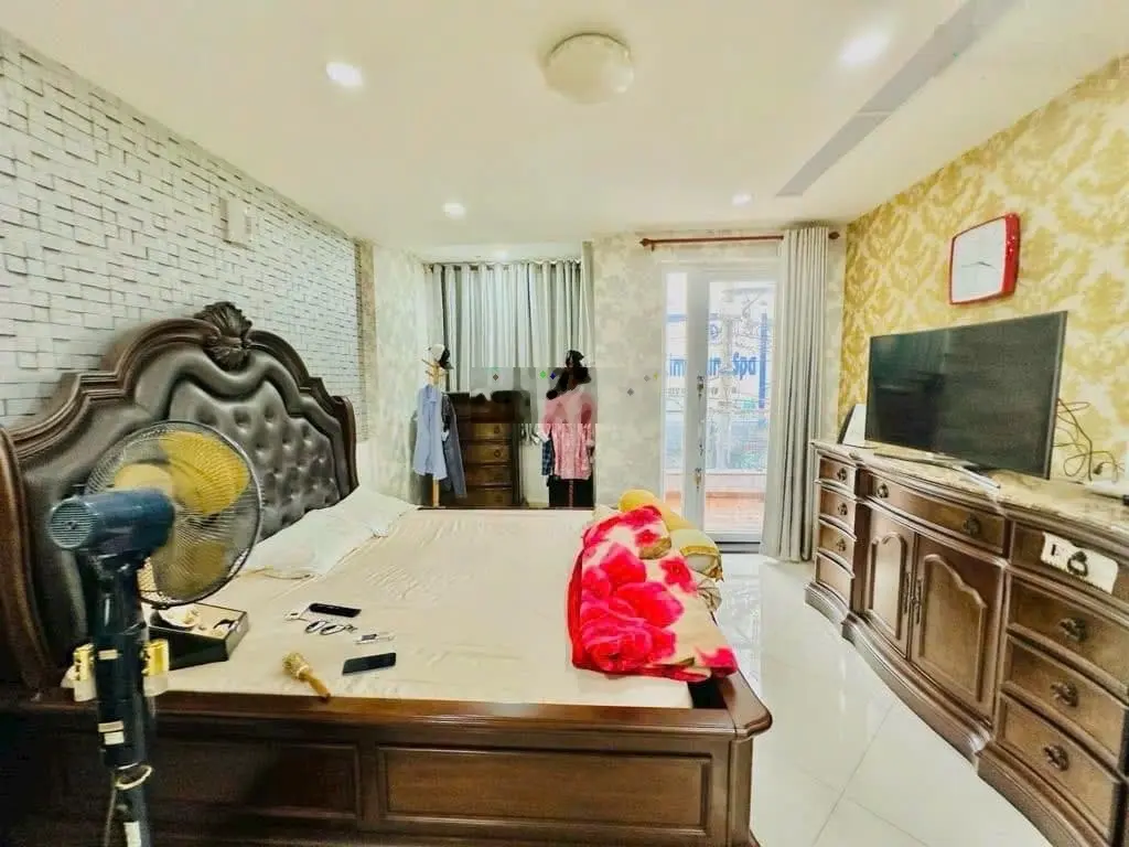 MT Lý Phục Man 6 tầng có thang máy - 100m2 nhà mới đẹp lung linh - kdc cao tầng VIP - tài chính 12T