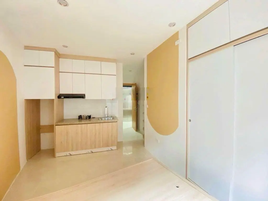 Phố Bạch Mai - bán tòa CCMN 6 tầng - thang máy - 12 phòng khép kín - gần đại học Bách - Kinh - Xây