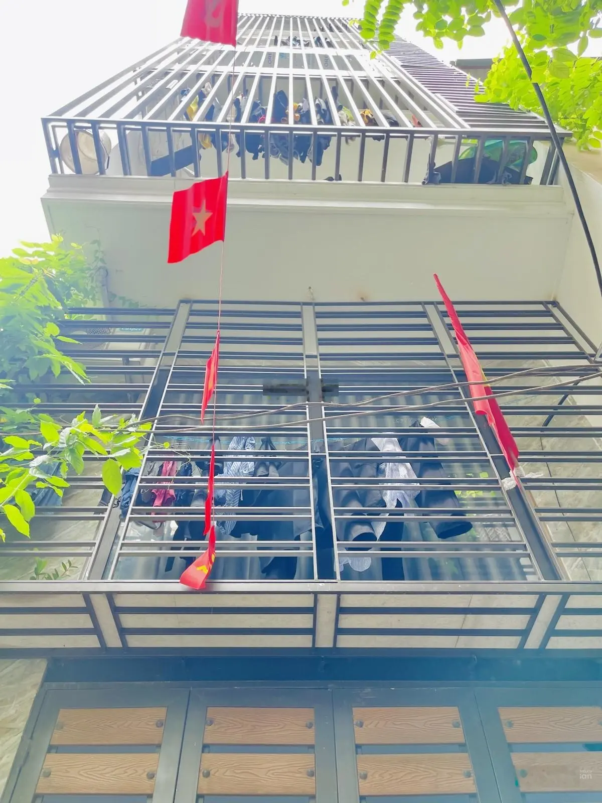 Bán gấp nhà Thịnh Quang 70m 7 Tg MT 4,5m chỉ 15 tỷ thang máy full nội thất ô tô 1 tỷ/năm.