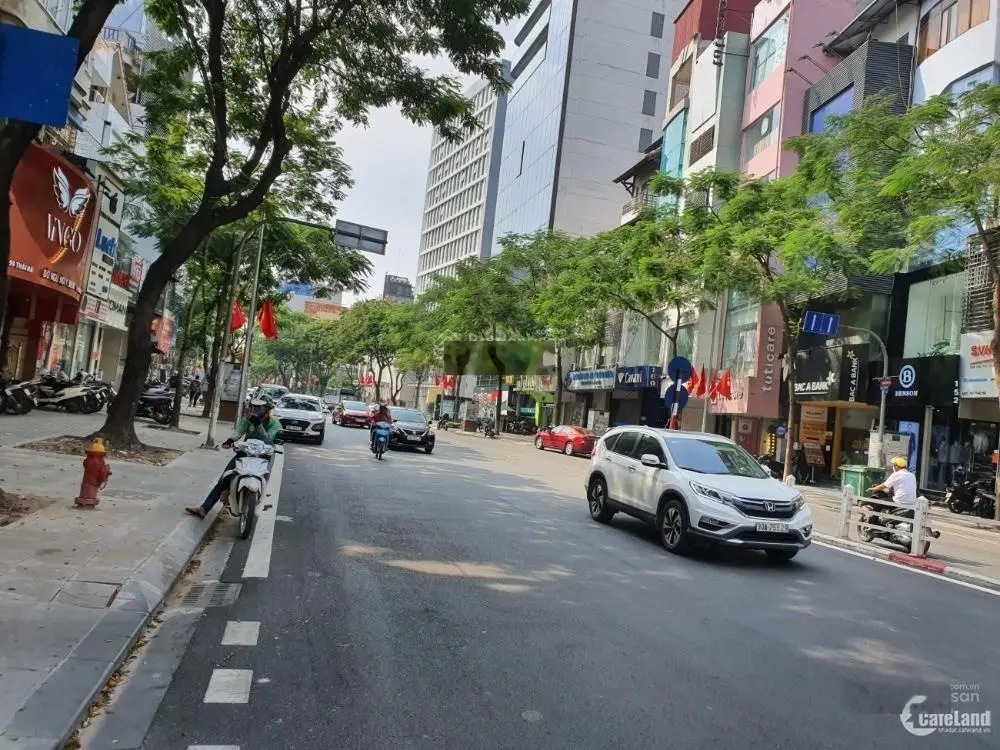 Bán nhà phố Thái Hà 55M2 - MT 5.5M - Vỉa hè - Kinh doanh- Ôtô tránh -Vị trí đẹp - 21 Tỷ