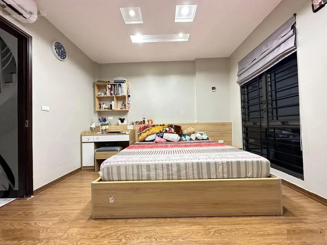 Siêu hot - Giáp Nhất - TX - hàng xóm Royal City - ô tô đỗ cổng - tương lai mắt phố - 55m - hơn 8 tỷ