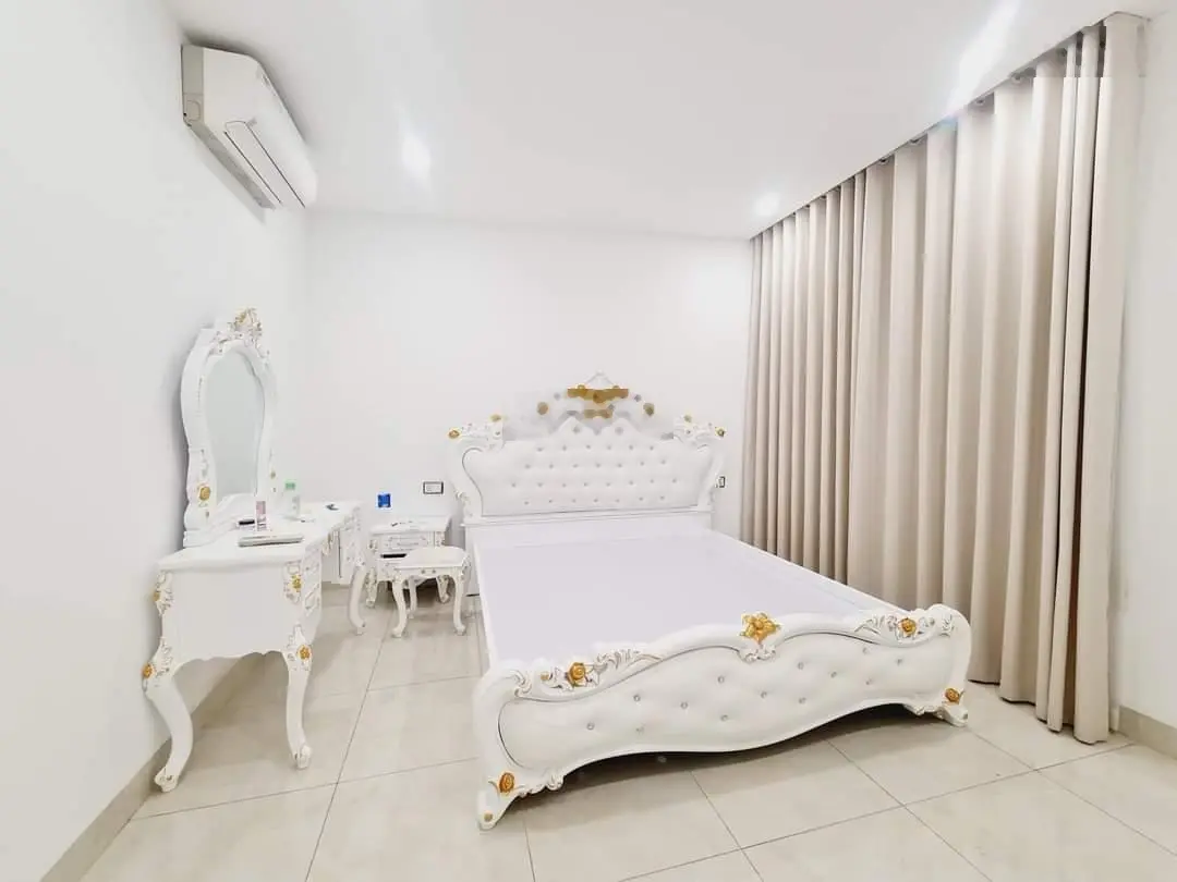 Siêu phẩm mặt phố Trường Chinh lô góc oto dừng đỗ vỉa hè, 50m*7T thang máy MT 5m, KD DT 1.5 tỷ/năm