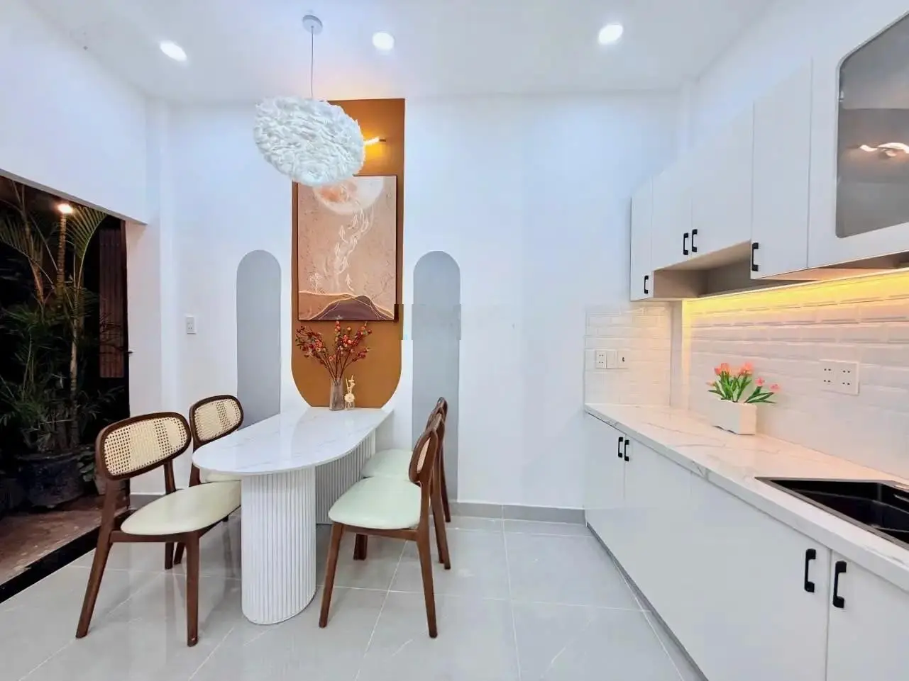 HXH Sang trọng đường Đào Duy Anh, Phú Nhuận - DT:4,5x18 (81 m2) - KC: 3 Tầng ST - Giá: 17 tỷ