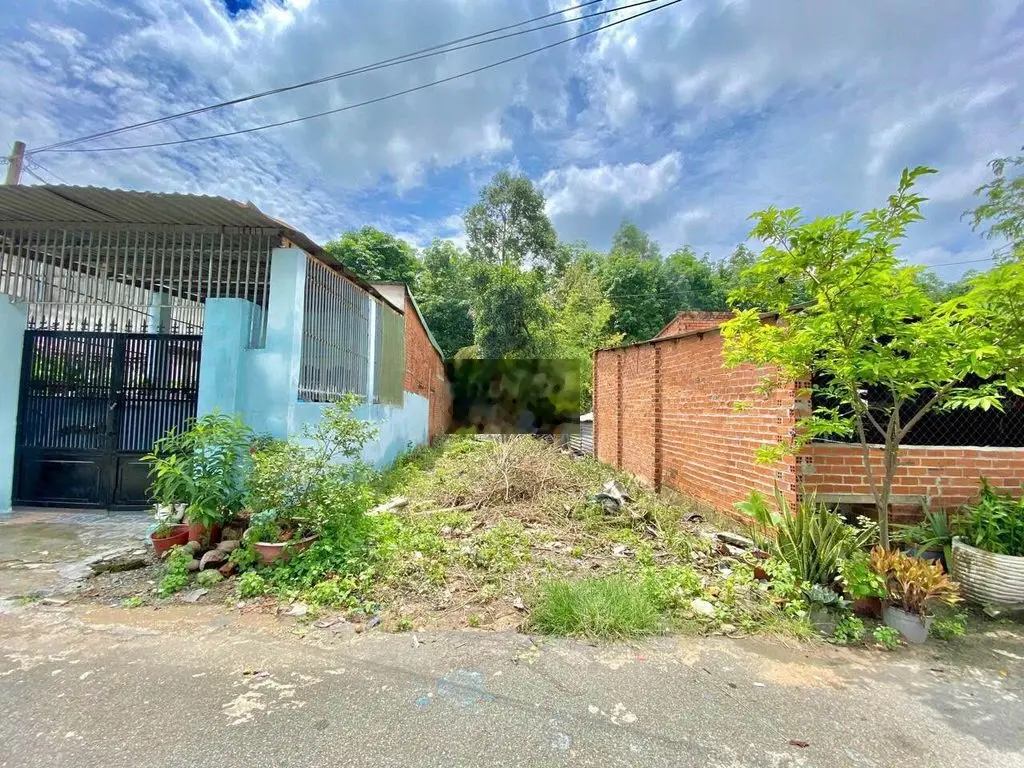 SỐT - Đất ngộp giá rẻ như cho, 1/Tỉnh lộ 8, 135m2, Sổ hồng riêng