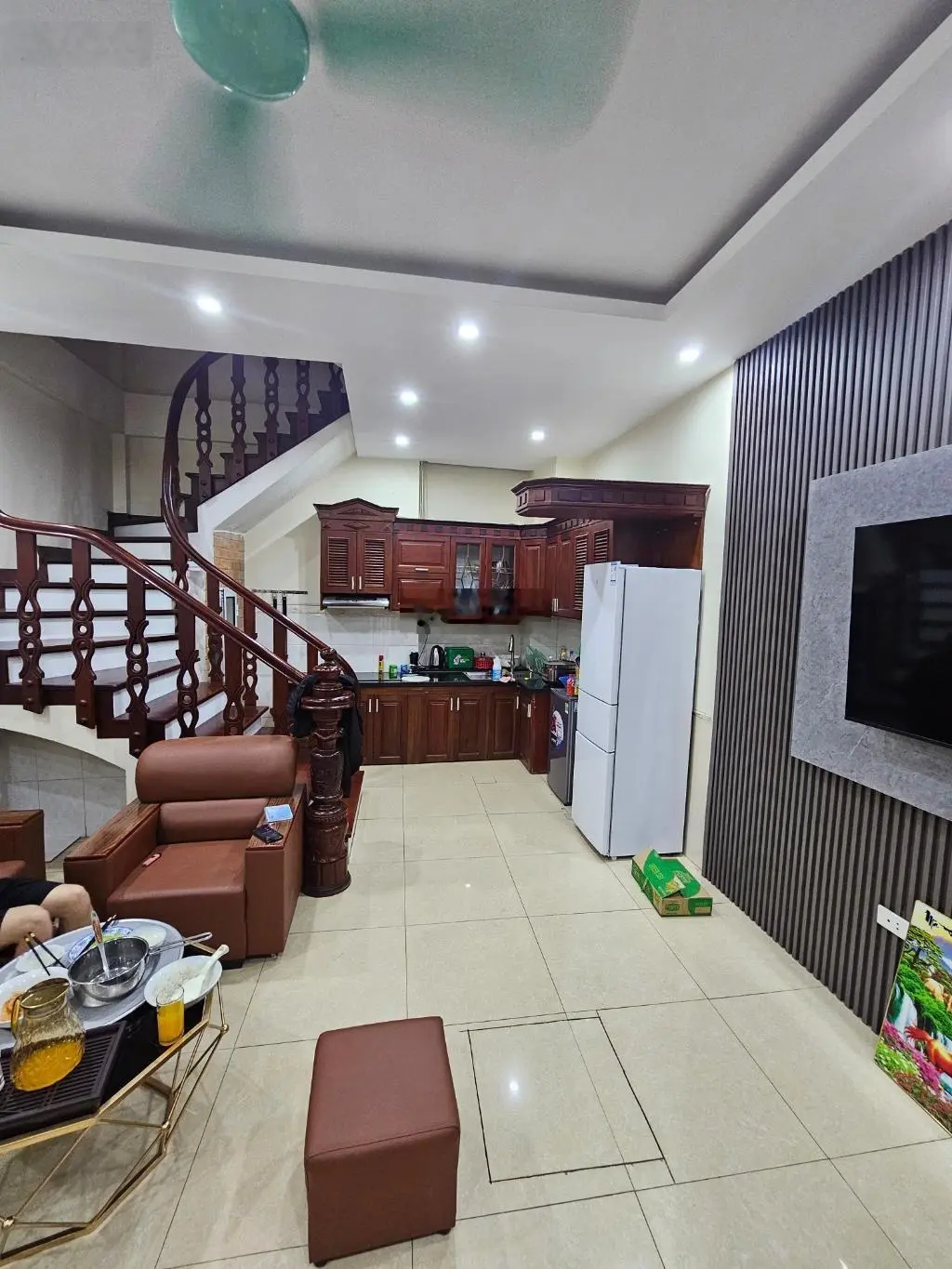 - Đội Cấn - Nhà thoáng 3 mặt - Ngõ rộng thoáng - Gần Hồ - Ô tô