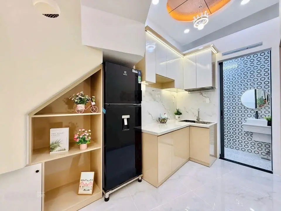 Bán nhà ở ngay đường Số 9B, Tân Phú, Quận 7, giá 2 tỷ 100 triệu