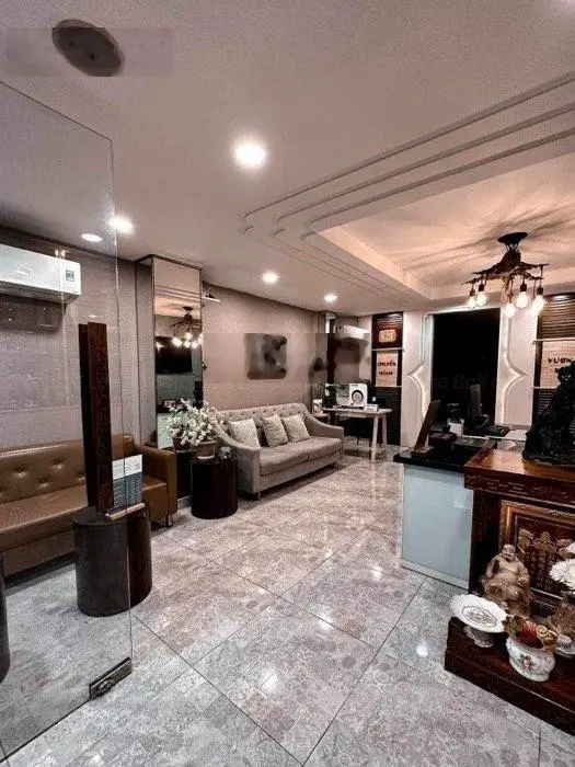 Sang nhanh tiệm spa, Hồ Thị Kỷ, 5x14m, 2 tầng, 4PN, 5WC, đang KD 35tr/thang HĐ còn 6th, sổ đẹp