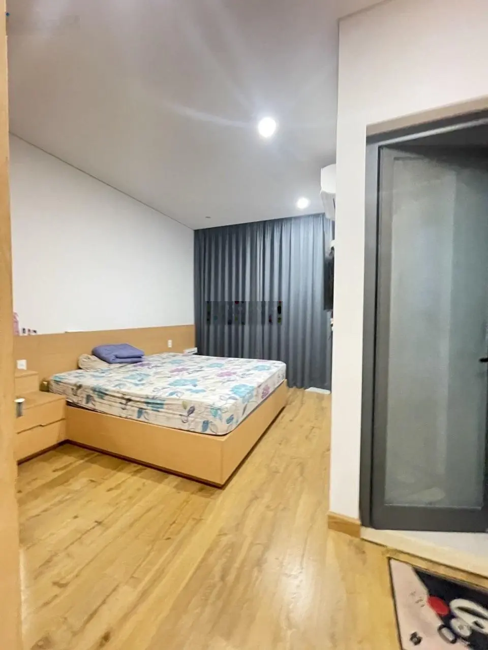 Bán nhanh nhà 3 tầng full nội thất mặt tiền đường Mỹ An