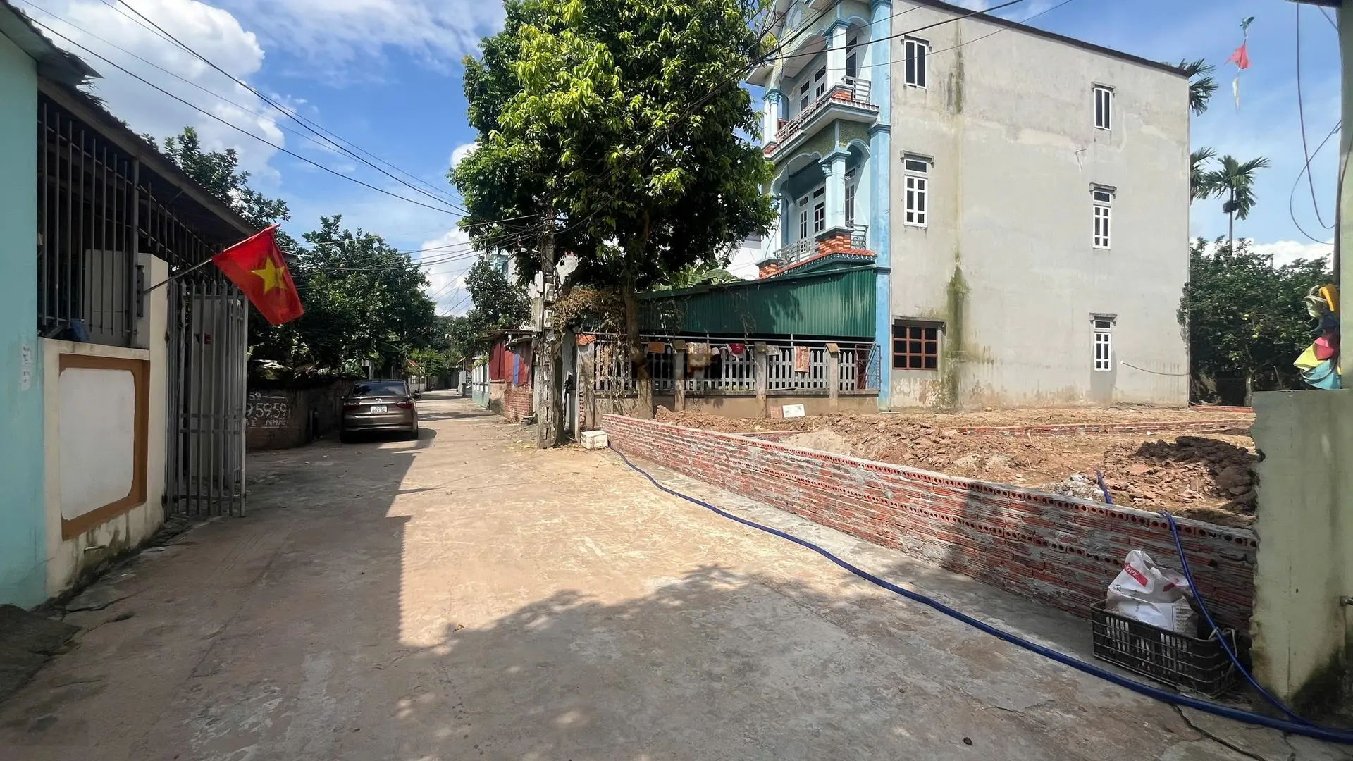 Chính chủ cần bán 2 lô đất thổ cư tại Đông Cao, Mê Linh. Chỉ 24tr/m2