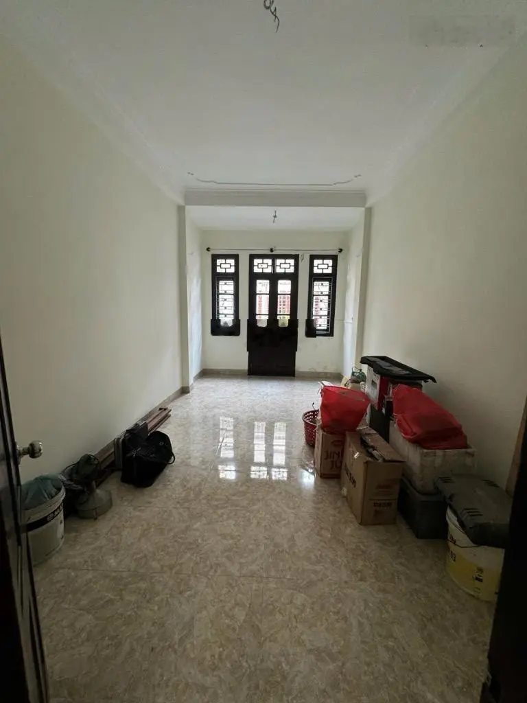 Nhà hiếm dân xây Ngô Gia Tự - ô tô đỗ cửa - thang máy chờ sẵn - 50m2, 4 tầng, giá nhỉnh 6 tỷ